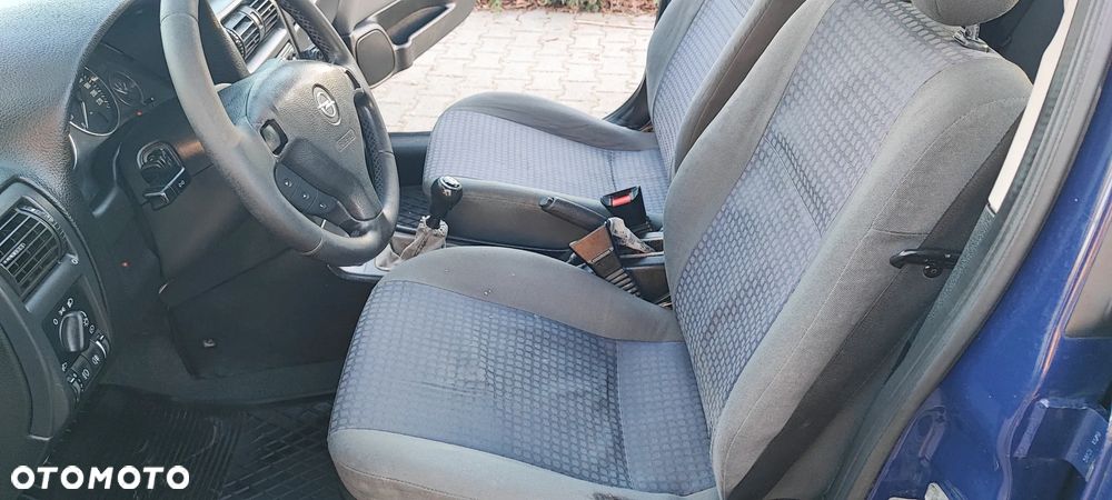 Opel Astra 1.6 GL / Club - 14