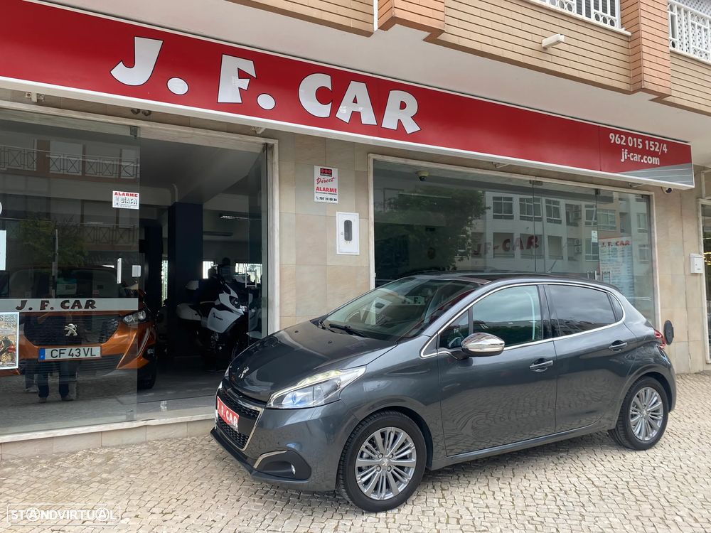Peugeot 208 PureTech 110 Stop & Start Allure - 2