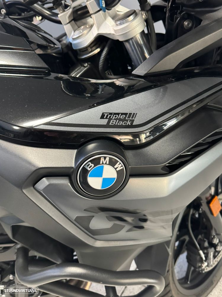 BMW F 750 GS Triple Black - Full Extras - 7