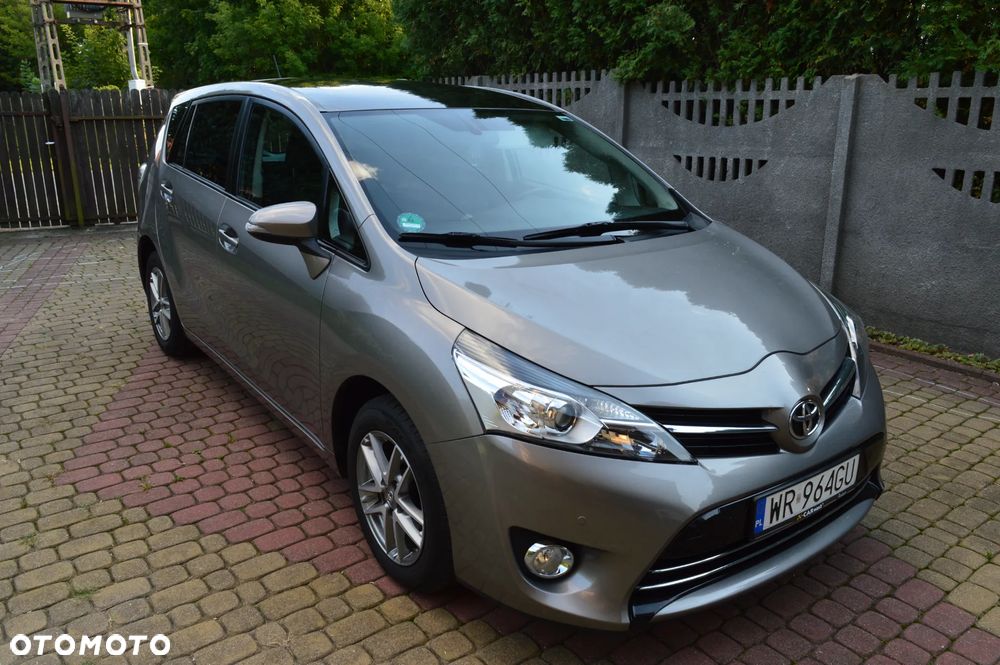 Toyota Verso 1.8 Prestige - 3