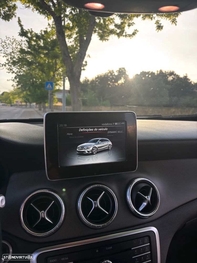 Mercedes-Benz CLA 180 d 7G-DCT Urban - 17