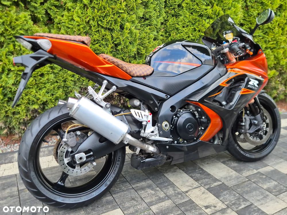 Suzuki GSX-R - 3