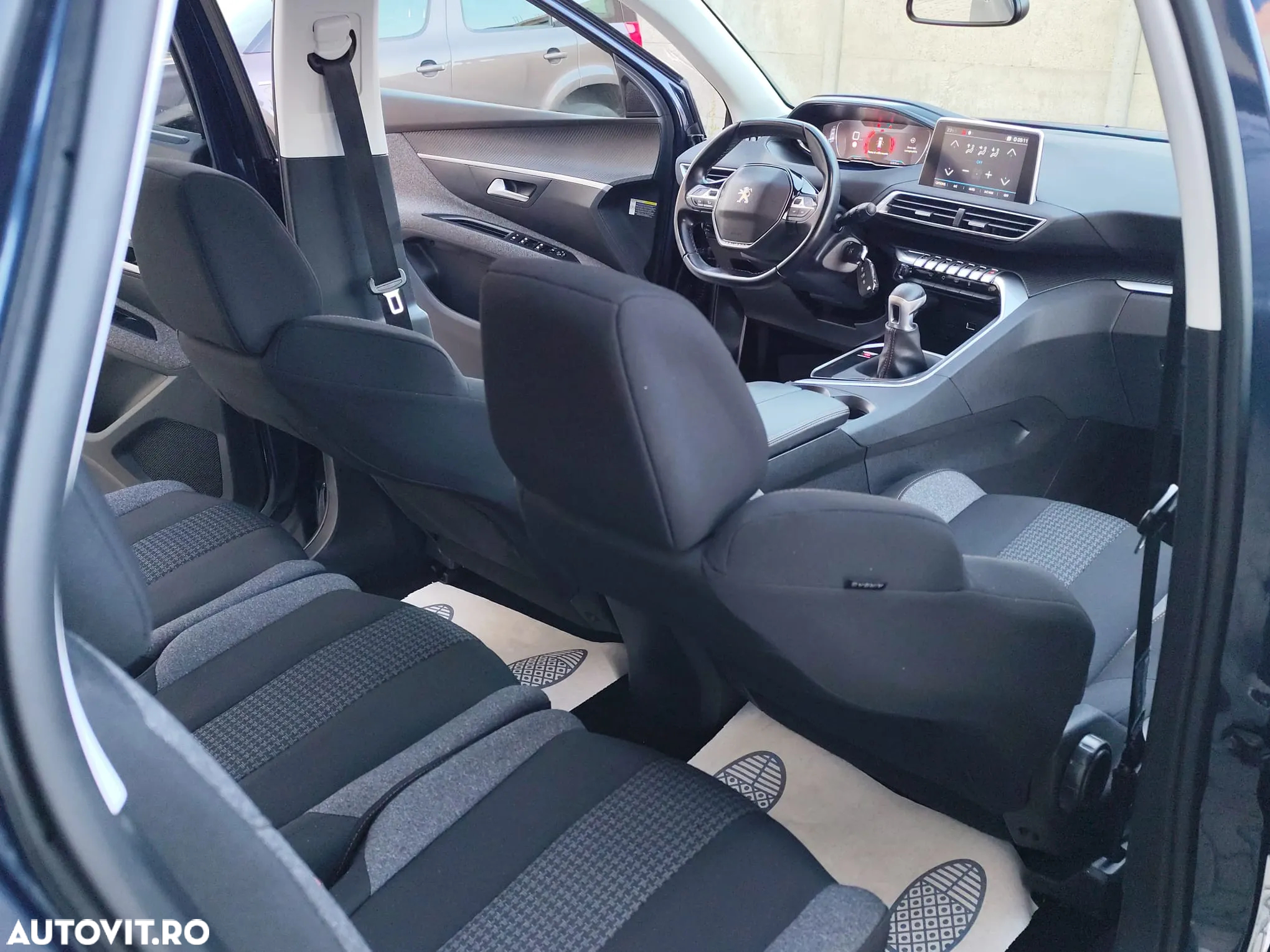 Peugeot 5008 - 7