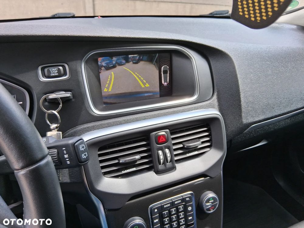 Volvo V40 D2 Inscription - 24