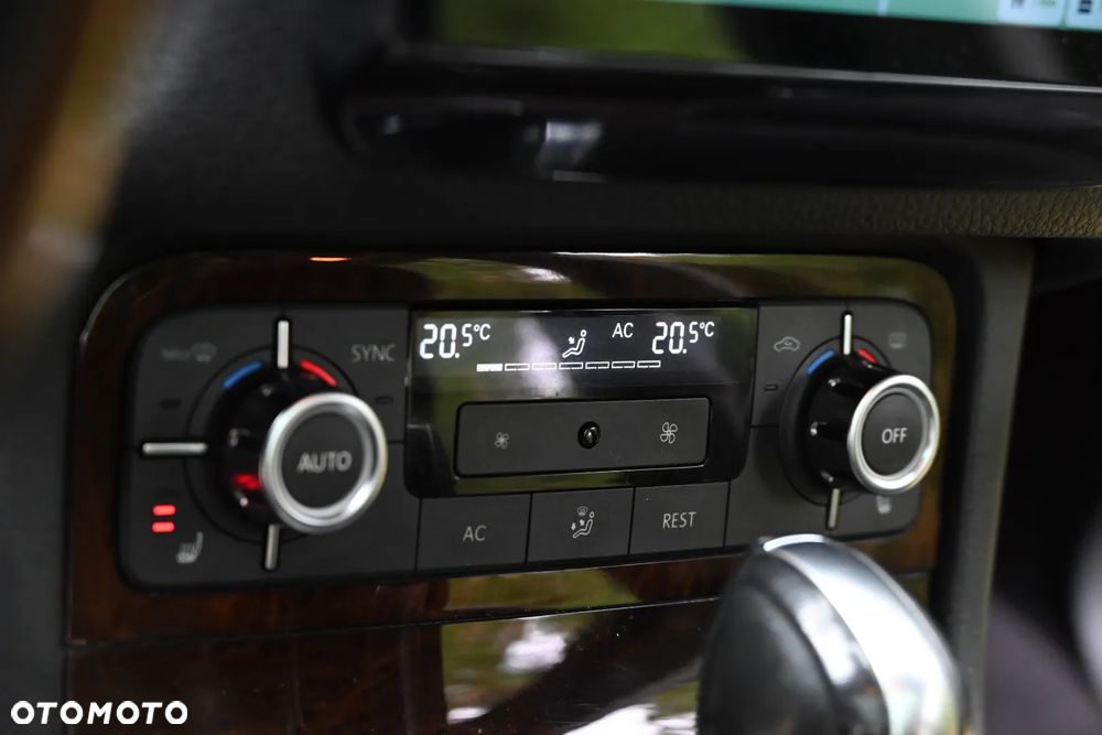 Volkswagen Touareg 3.6 V6 FSI Automatik - 20