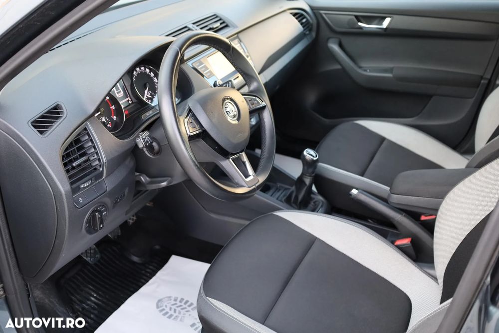 Skoda Fabia - 11
