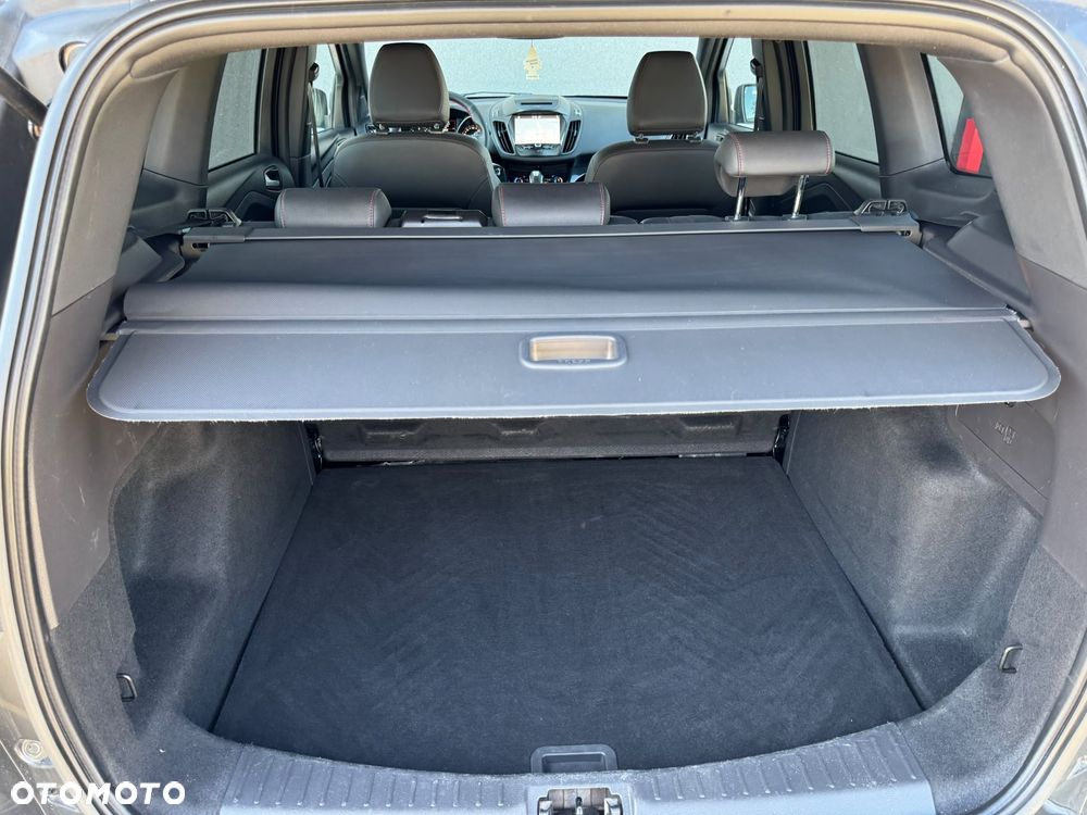 Ford Kuga 2.0 TDCi 4x4 ST-Line - 25