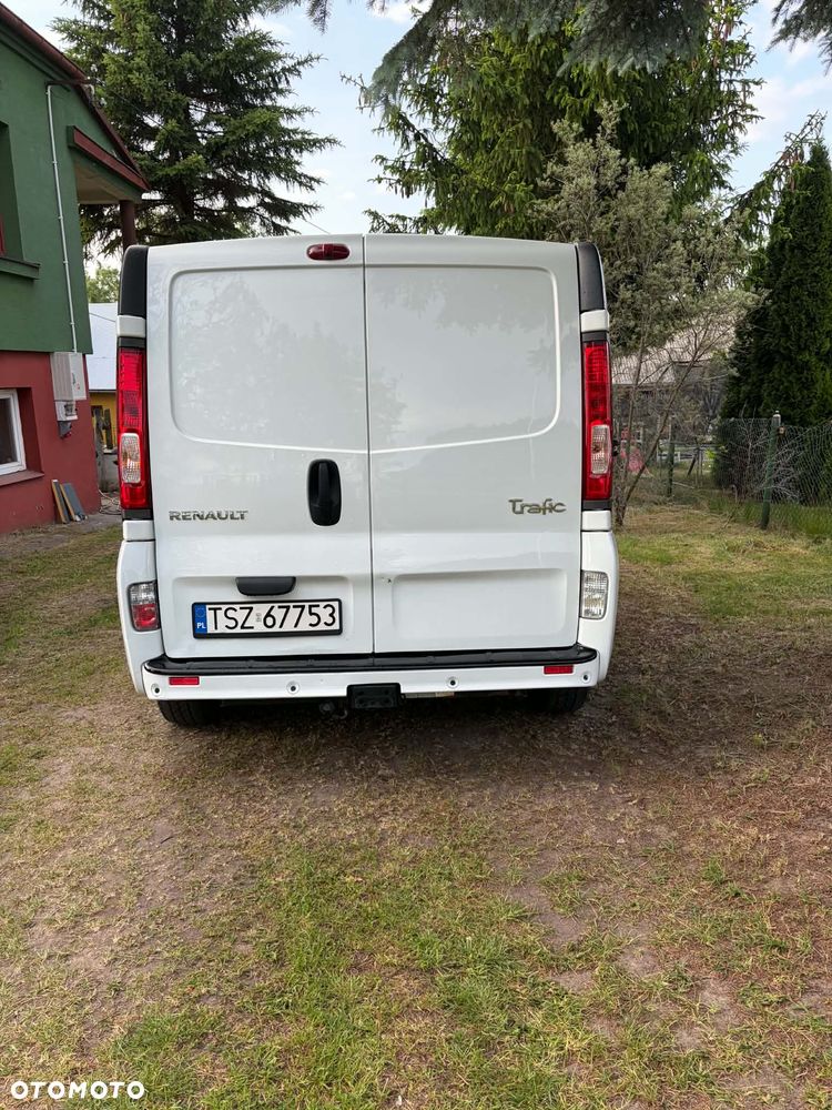 Renault Trafic - 25