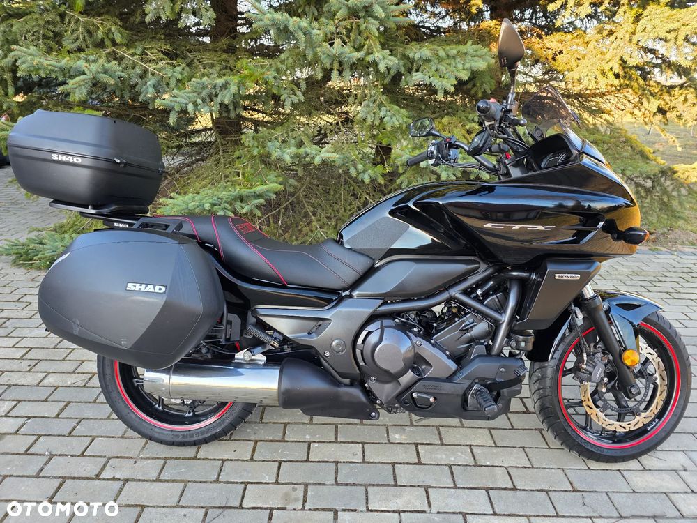 Honda CTX - 15