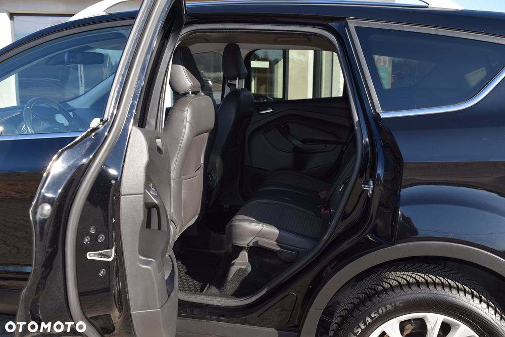 Ford Kuga 2.0 TDCi 4x4 Titanium - 26