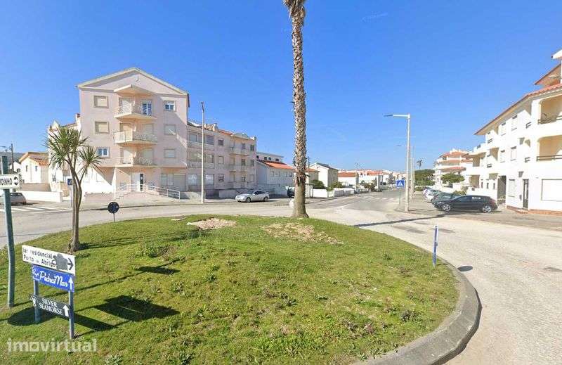 AP T4 Duplex para Arrendar - Peniche - Praia da Consolação - Grande imagem: 3/11