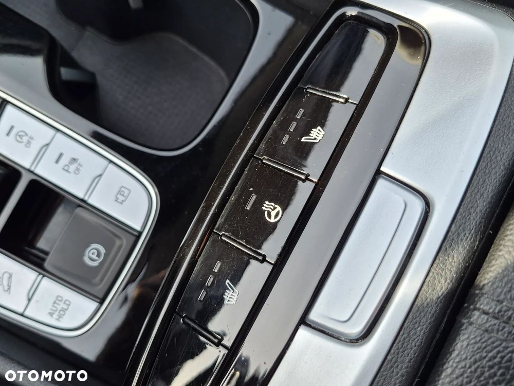 Hyundai Tucson 1.6 T-GDi 48V Smart 2WD DCT - 32