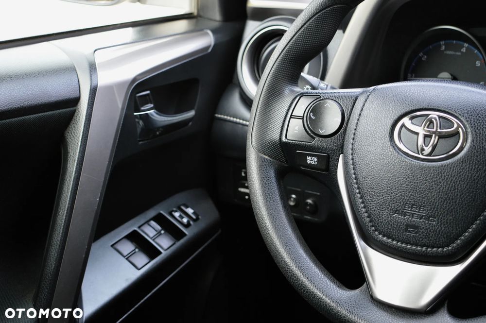 Toyota RAV4 2.0 D-4D Premium 4x2 - 23