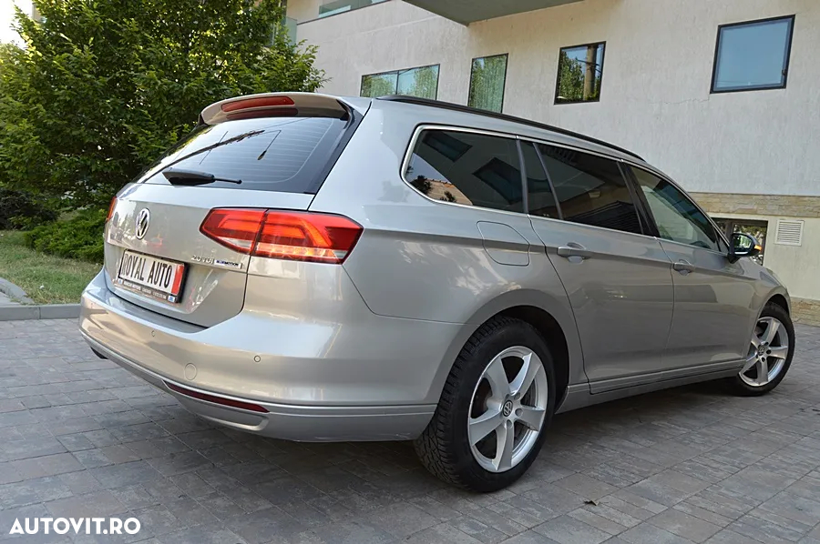 Volkswagen Passat Variant 2.0 TDI (BlueMotion Technology) Comfortline - 5