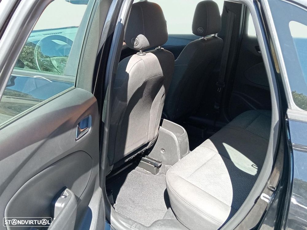 Opel Crossland X - 15