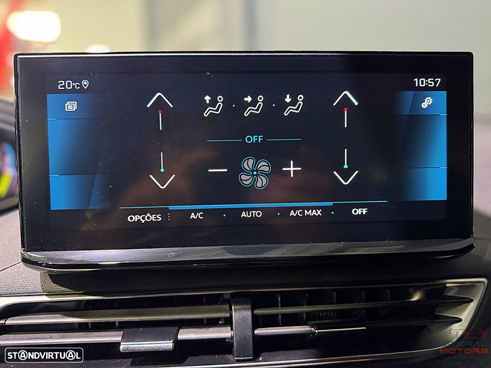 Peugeot 5008 1.2 Hybrid Allure Pack e-DCS6 - 29