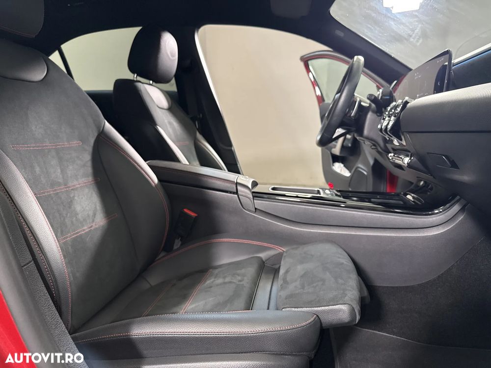Mercedes-Benz A 200 Sedan 7G-DCT AMG Line - 12