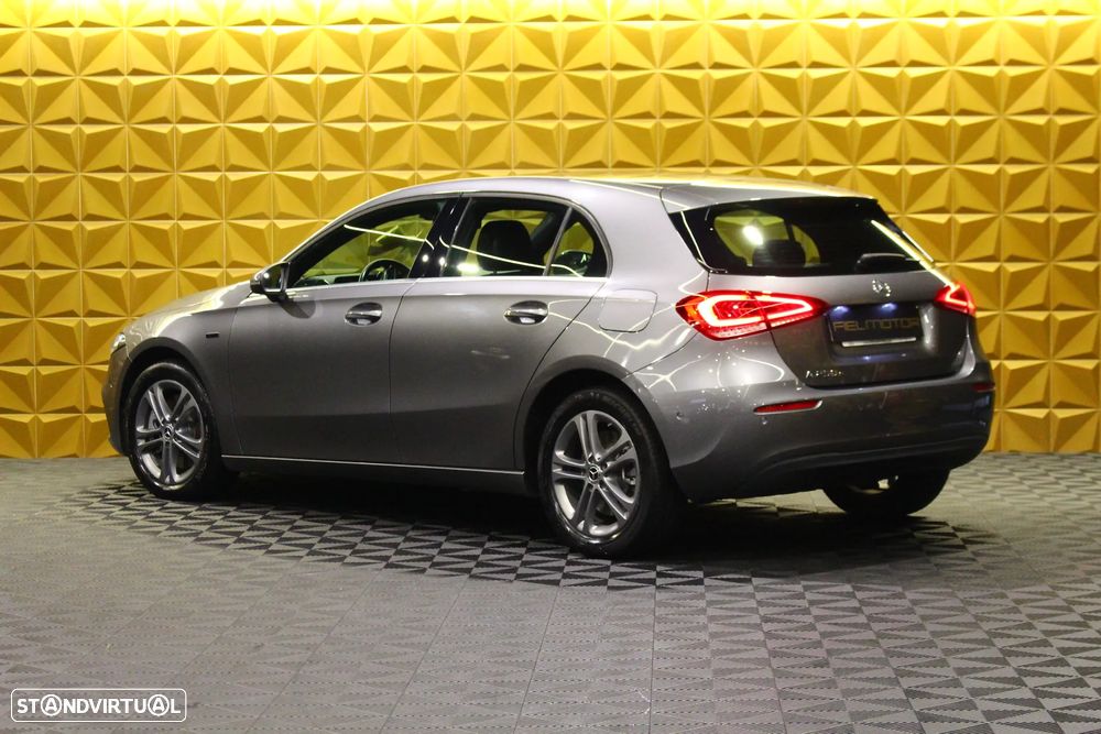 Mercedes-Benz A 250 e Progressive - 11
