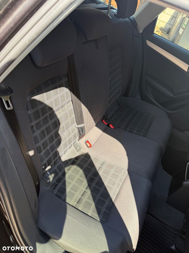Audi A4 Avant 2.0 TDI - 26