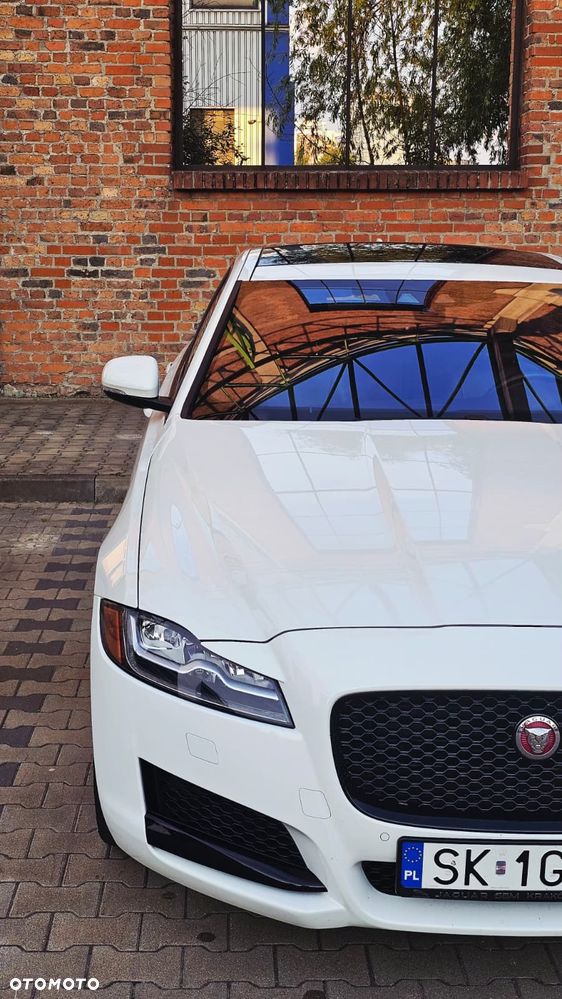 Jaguar XF 2.0 T Prestige - 7