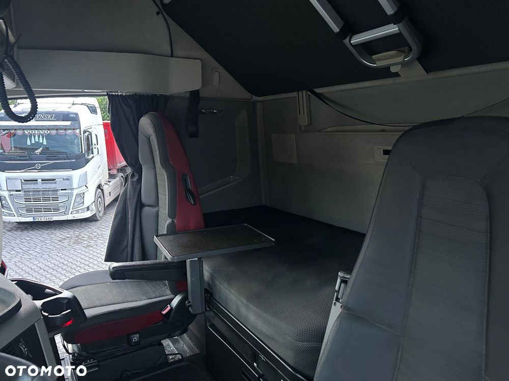 Volvo - 20