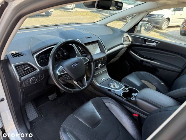 Ford S-Max - 24