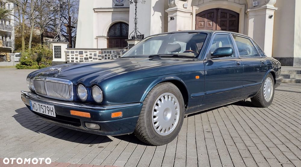 Jaguar XJ - 2