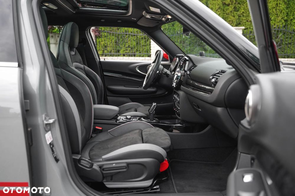 MINI John Cooper Works - 30