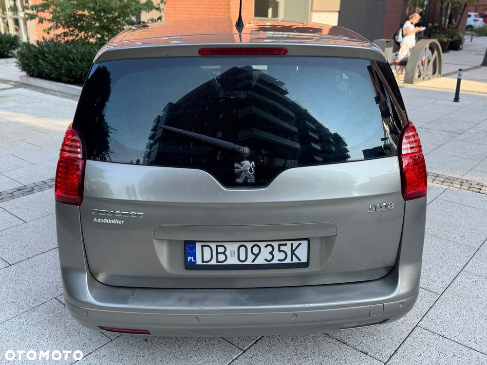 Peugeot 5008 - 6