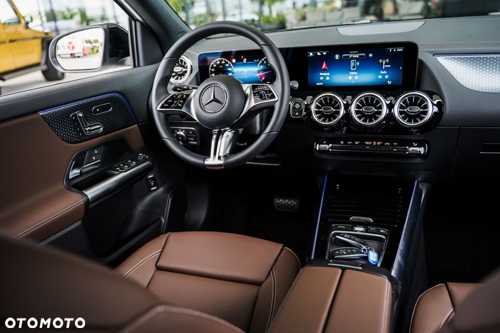 Mercedes-Benz GLA - 19