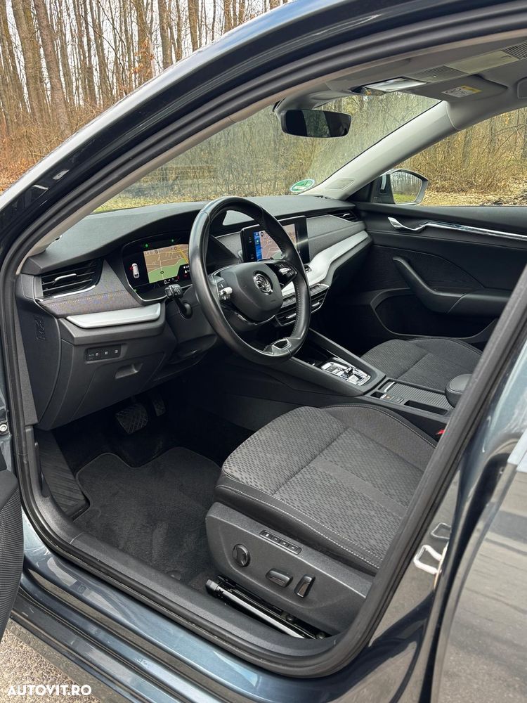 Skoda Octavia 2.0 TDI DSG Style - 25