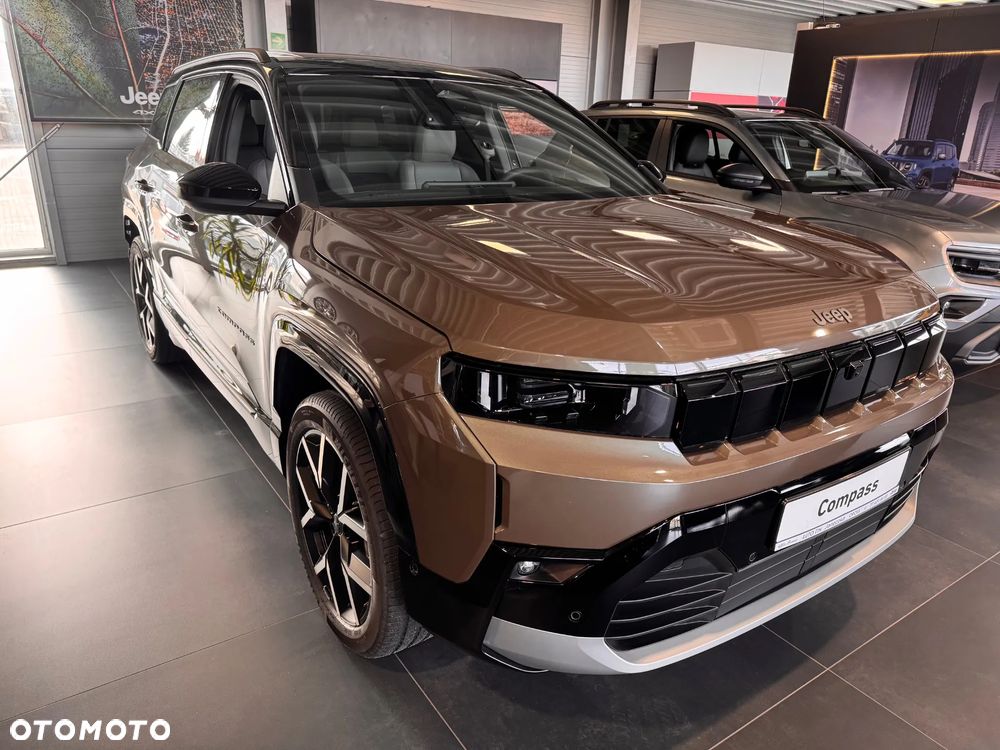 Jeep Compass 73.7kWh First Edition FWD - 1