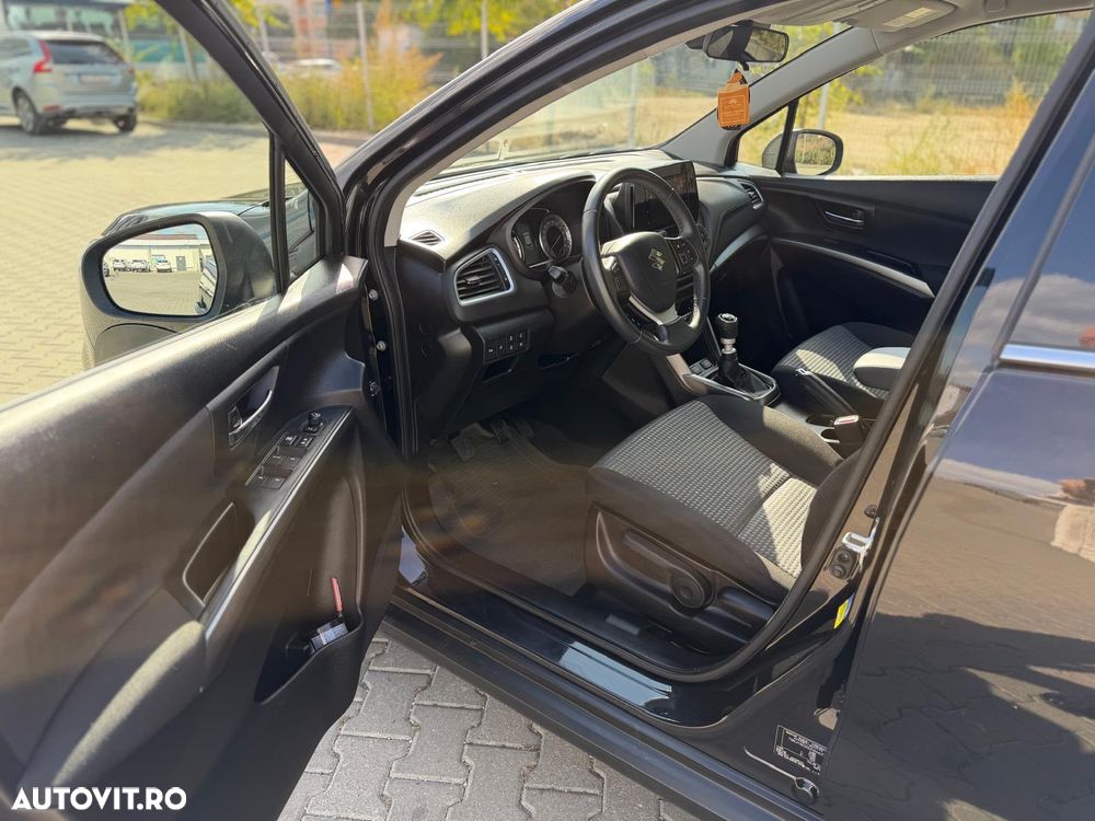 Suzuki S-Cross - 10