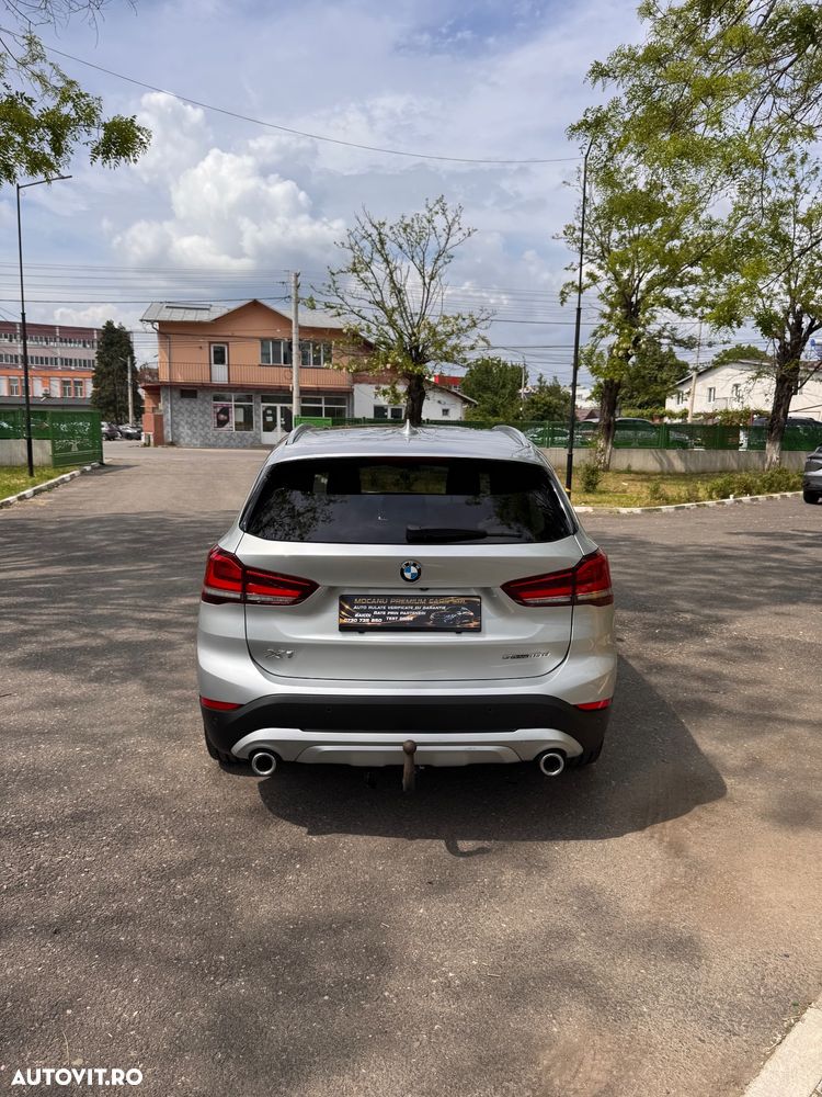 BMW X1 sDrive18d Aut. xLine - 24