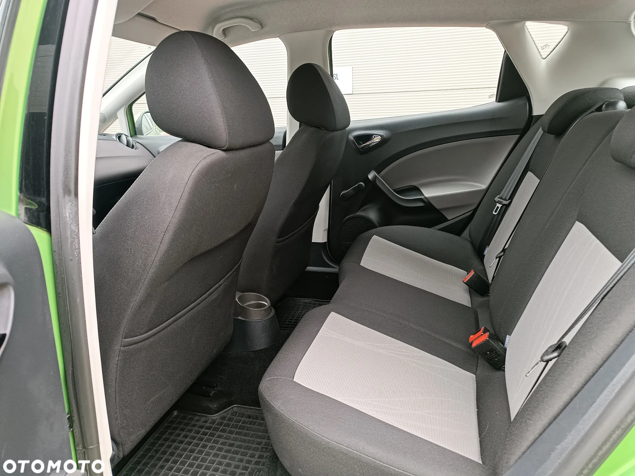 Seat Ibiza 1.4 16V Style Viva - 12