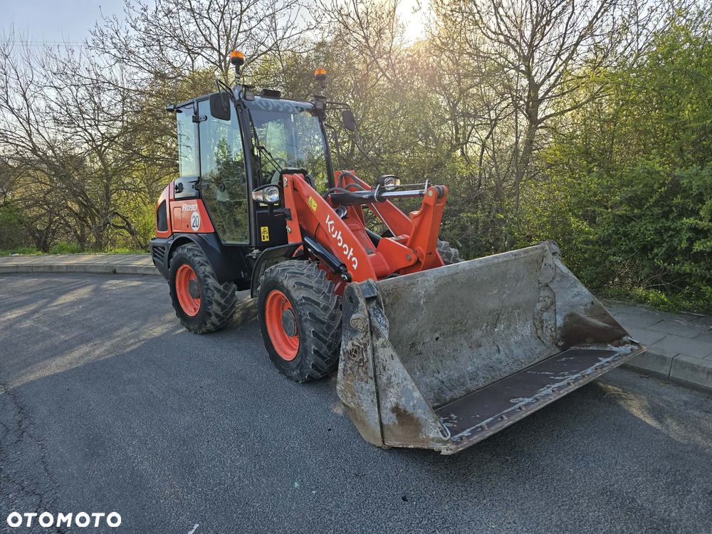 Kubota R090 SALON PL 1 WŁ  NOWY SILNIK 600MTH - 1