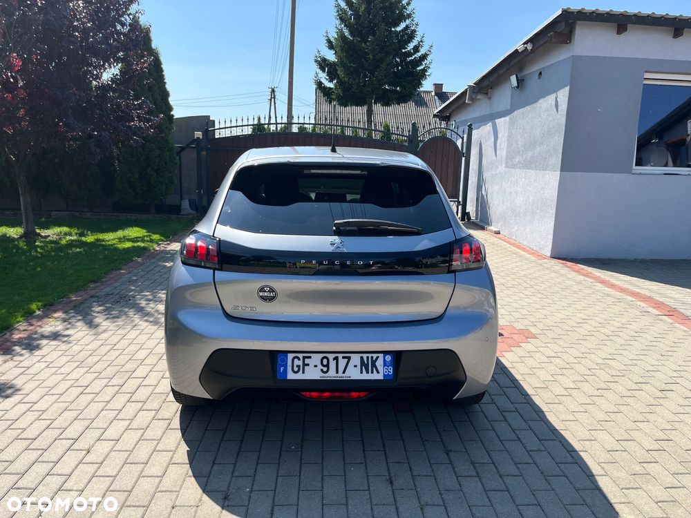 Peugeot 208 - 9