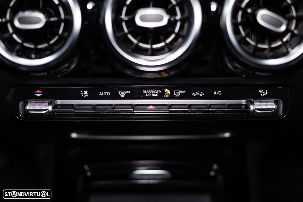 Mercedes-Benz GLA 180 d Business Solutions - 31