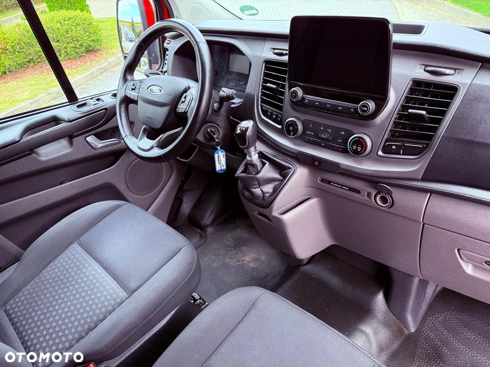 Ford Transit Custom - 22