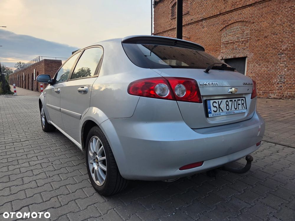 Chevrolet Lacetti 1.8 CDX / Platinum - 1