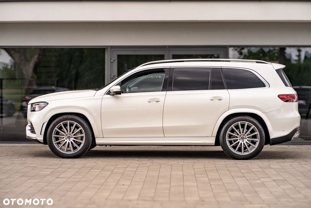 Mercedes-Benz GLS - 12