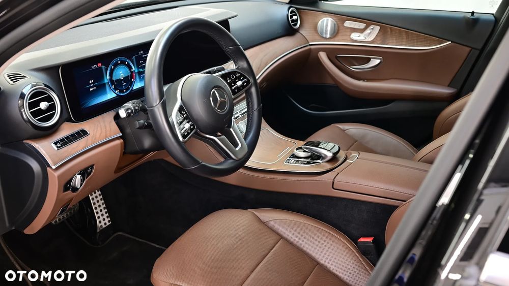 Mercedes-Benz Klasa E 220 d 4-Matic All-Terrain - 20
