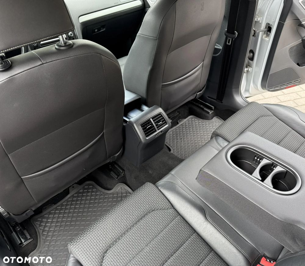 Volkswagen Golf 1.6 TDI DPF DSG Comfortline - 34