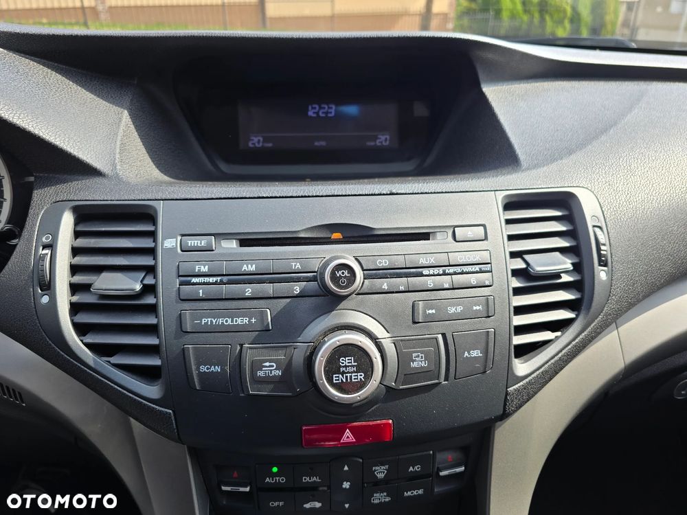 Honda Accord 2.0 Elegance Advantage - 27