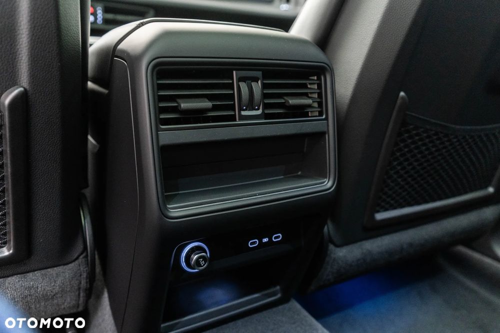 Porsche Cayenne Black Edition - 36