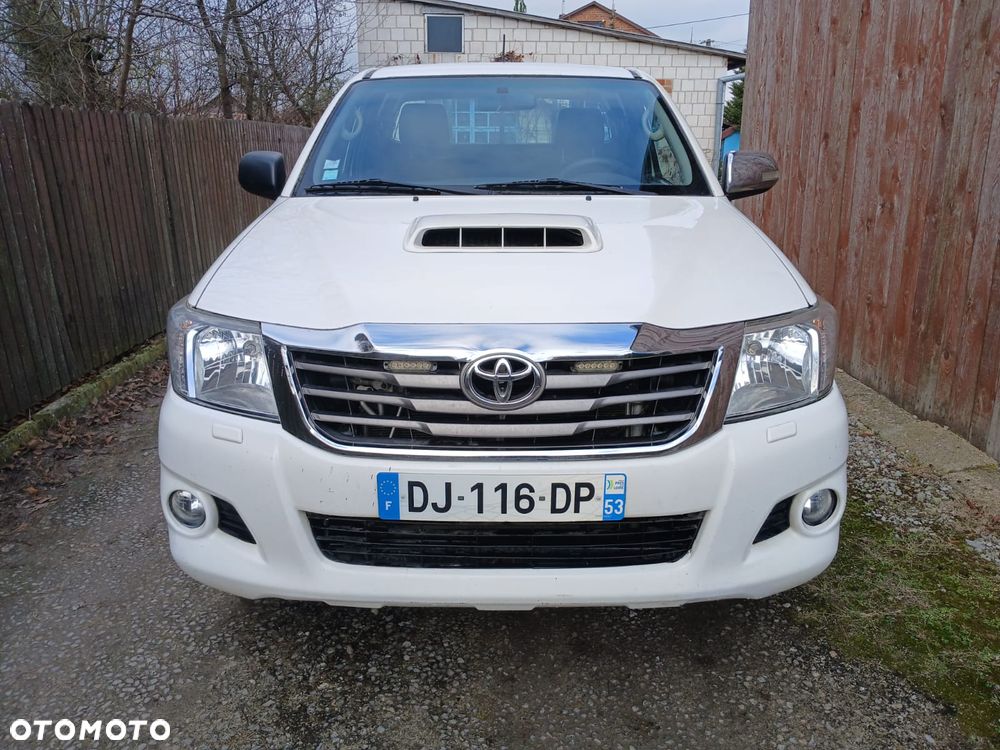 Toyota Hilux D4-D DLX - 5
