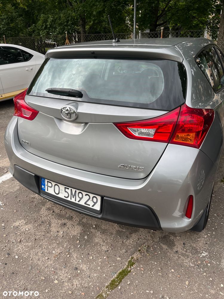 Toyota Auris - 14