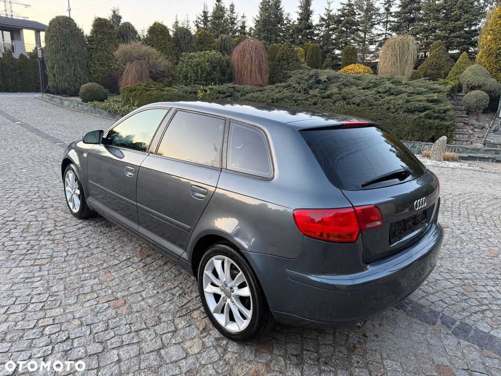 Audi A3 Sportback 1.6 Ambiente - 9
