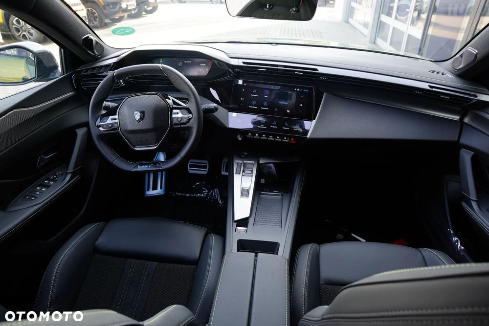 Peugeot 408 1.6 Plug-in Hybrid 240 GT Exclusive e-DCS7 - 16