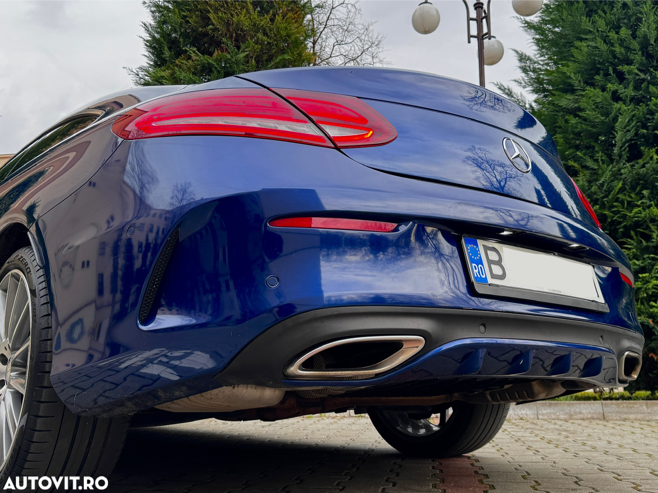 Mercedes-Benz C 300 Coupe 9G-TRONIC AMG Line - 9